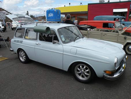 white squareback